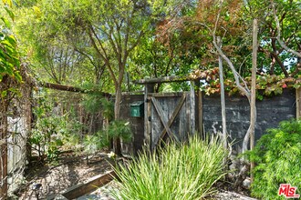 608 Woodlawn Ave in Los Angeles, CA - Building Photo - Building Photo