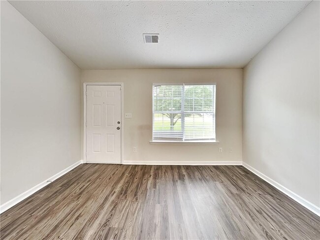 244 Hale Haven Dr in Douglasville, GA - Building Photo - Building Photo