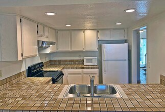 1478 Calabazas Blvd in Santa Clara, CA - Building Photo - Building Photo