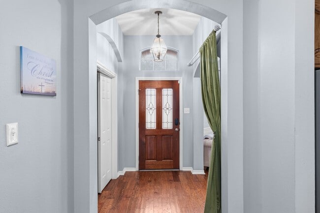property at 10134 W Temple Dr
