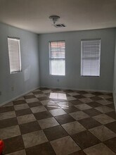 7418 Granada Willows St in Las Vegas, NV - Building Photo - Building Photo