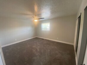 3210 Summerhill Ln in Columbus, OH - Foto de edificio - Building Photo
