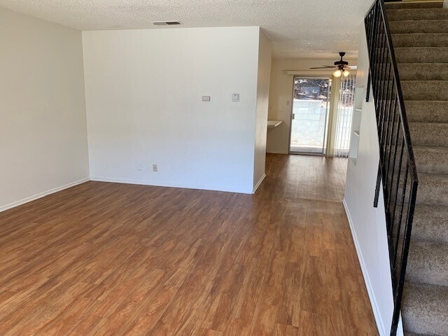 property at 2439 Daphne Pl