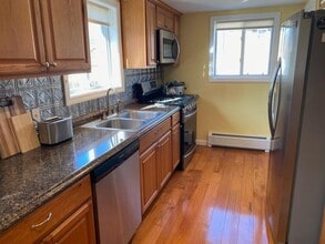 107 Fillmore St in Bennington, VT - Building Photo - Building Photo