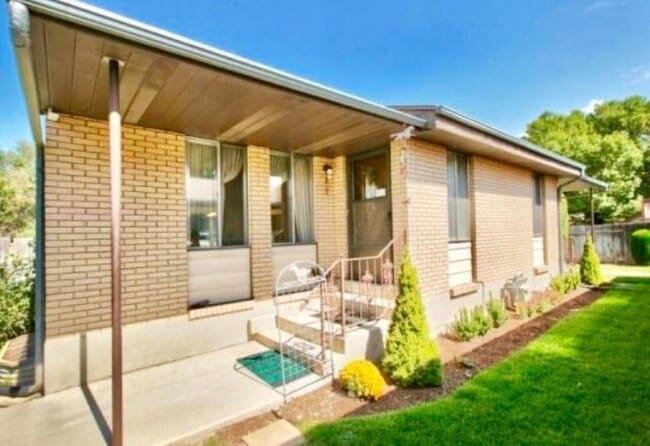 property at 1885 E Jeremy Ct