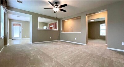 20758 Cypress Crescent Ln in Cypress, TX - Building Photo - Building Photo
