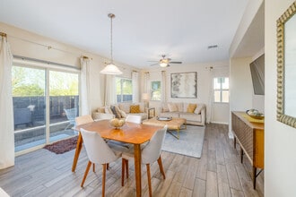 Cortaro Point in Tucson, AZ - Foto de edificio - Interior Photo