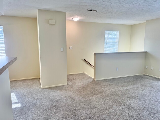 1100 Tollis Pkwy in Broadview Heights, OH - Building Photo - Building Photo