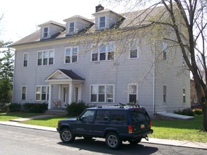 383 Central Ave in Bayport, MN - Foto de edificio - Building Photo