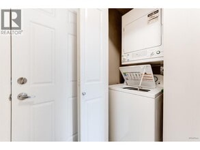 7288 Heather St in Richmond, BC - Building Photo - Building Photo