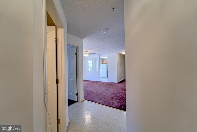 7906 Valley Manor Rd in Owings Mills, MD - Building Photo - Building Photo