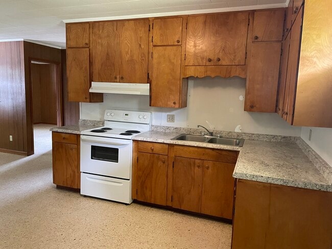 211 Godwin Ln, Unit 211 in Glennville, GA - Building Photo - Building Photo