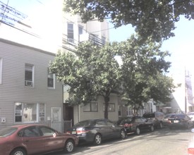 95 Beacon Ave in Jersey City, NJ - Building Photo - Building Photo