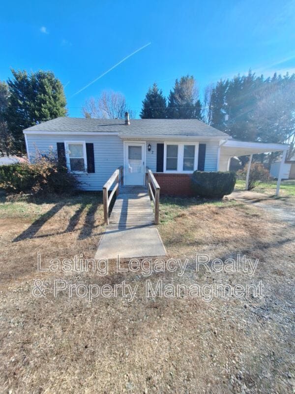 property at 4221 Glenn Hi Rd