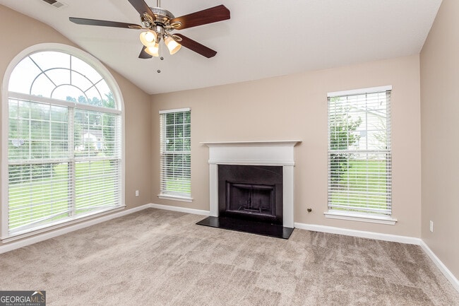 2716 Brenston Dr in Ellenwood, GA - Building Photo - Building Photo