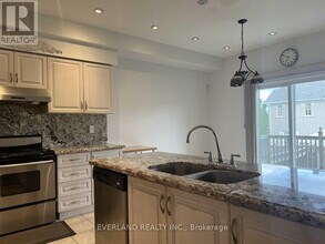 50 Danpatrick Dr in Richmond Hill, ON - Building Photo - Building Photo