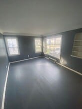 20704 E Gladstone Rd in Warrensville Heights, OH - Building Photo - Building Photo