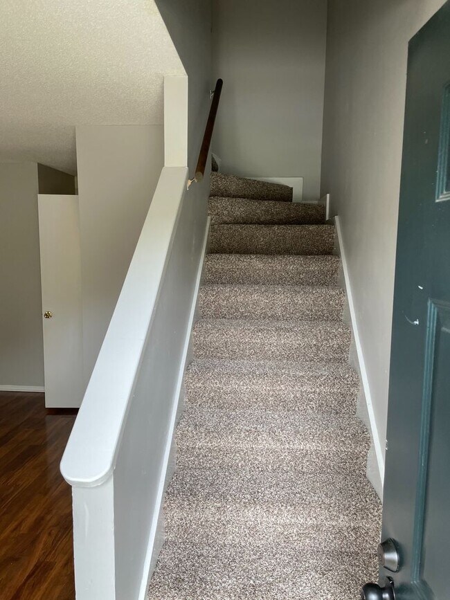 1181 Hulon Ln in West Columbia, SC - Building Photo - Building Photo