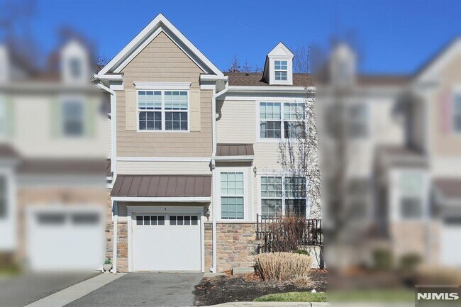 property at 4 Masterson Ct