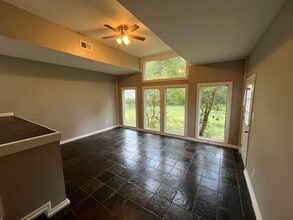 3810 Hilltop Dr in Horn Lake, MS - Foto de edificio - Building Photo