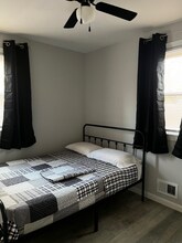 5402 St Barnabas Rd in Oxon Hill, MD - Foto de edificio - Building Photo