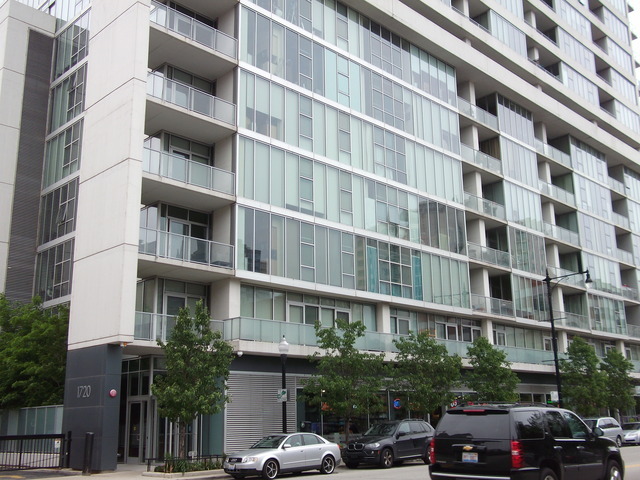 1720 S Michigan Ave, Unit 2314 in Chicago, IL - Building Photo