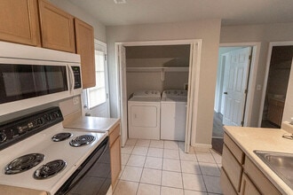 1601 Bold Ruler Ct in Columbia, MO - Building Photo - Building Photo