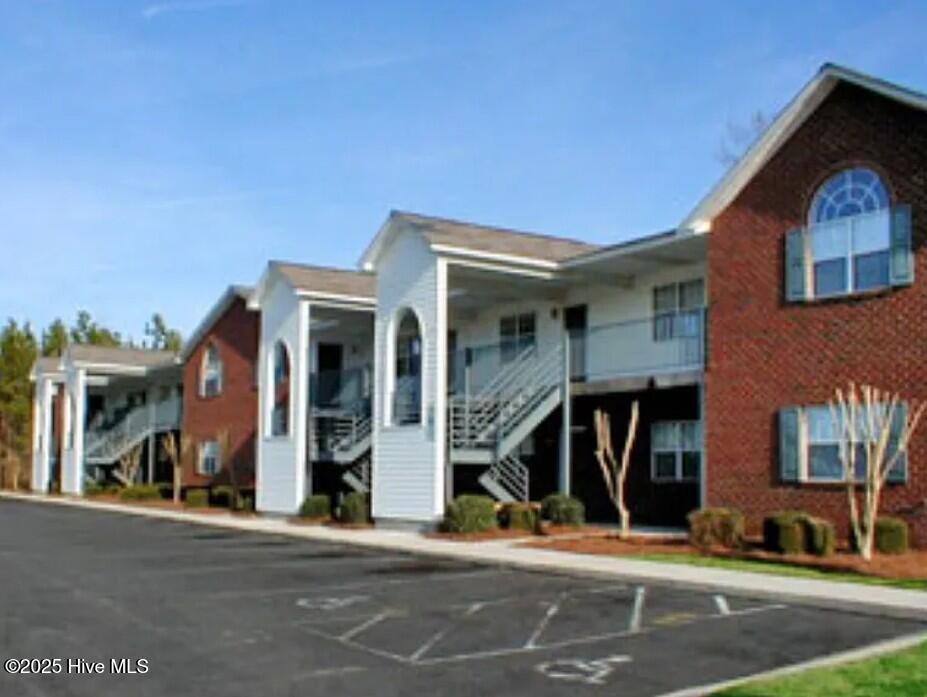 2006 Tower Pl in Greenville, NC - Building Photo