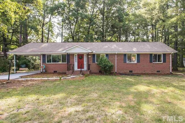 property at 2020 Hillandale Rd