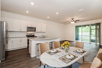 11835 Stoneport Pl in Riverview, FL - Building Photo - Building Photo