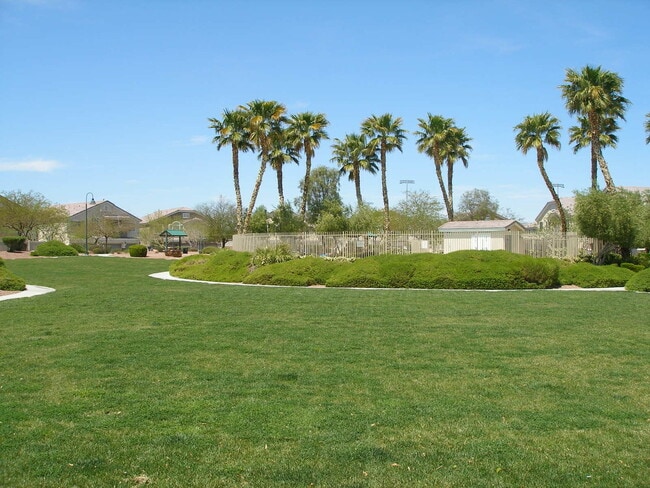 6624 Lavender Lilly Ln in North Las Vegas, NV - Foto de edificio - Building Photo