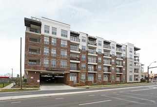 Camden Southline in Charlotte, NC - Building Photo - Building Photo