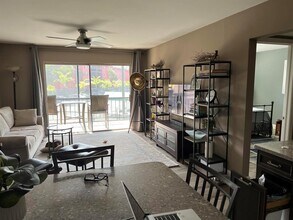 630 Tennis Club Dr in Wilton Manors, FL - Building Photo - Building Photo