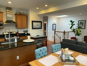 93 Sciarappa St, Unit 3 in Cambridge, MA - Building Photo - Building Photo