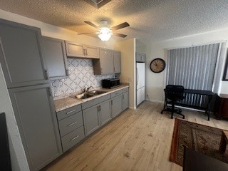 1632 E Saint Louis Ave in Las Vegas, NV - Foto de edificio - Building Photo