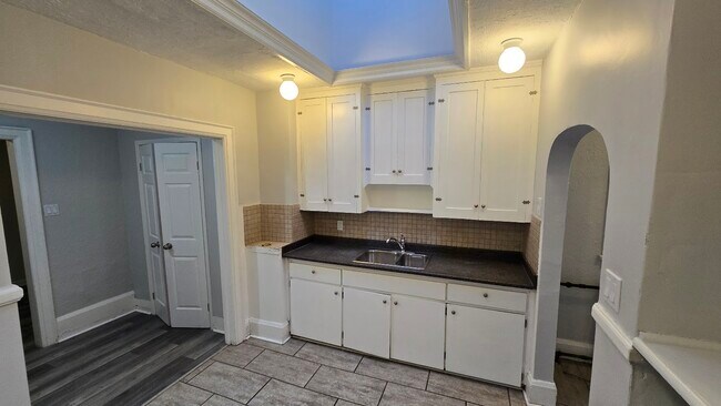 24-32 Mulcaster in Barrie, ON - Building Photo - Building Photo