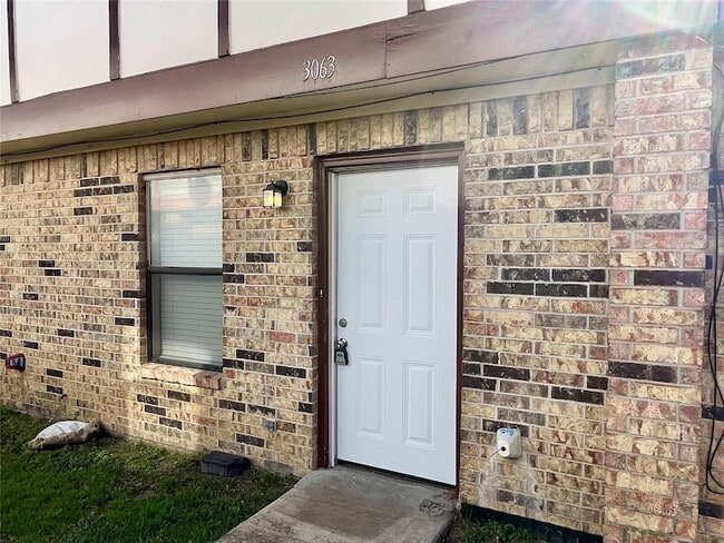 property at 3063 Olympia Dr