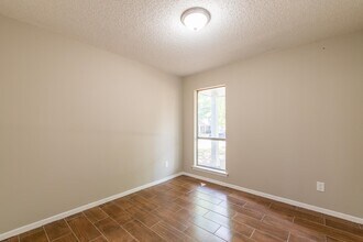 4468 Tarleton Dr in Memphis, TN - Building Photo - Building Photo