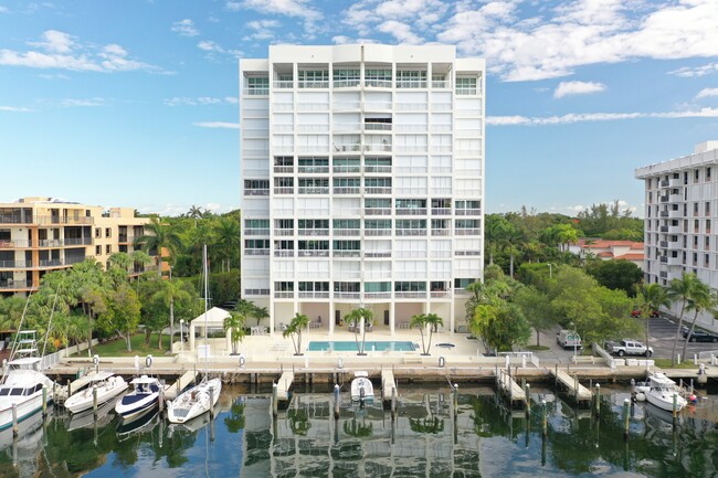 GROVE HARBOUR in Miami, FL - Building Photo - Building Photo