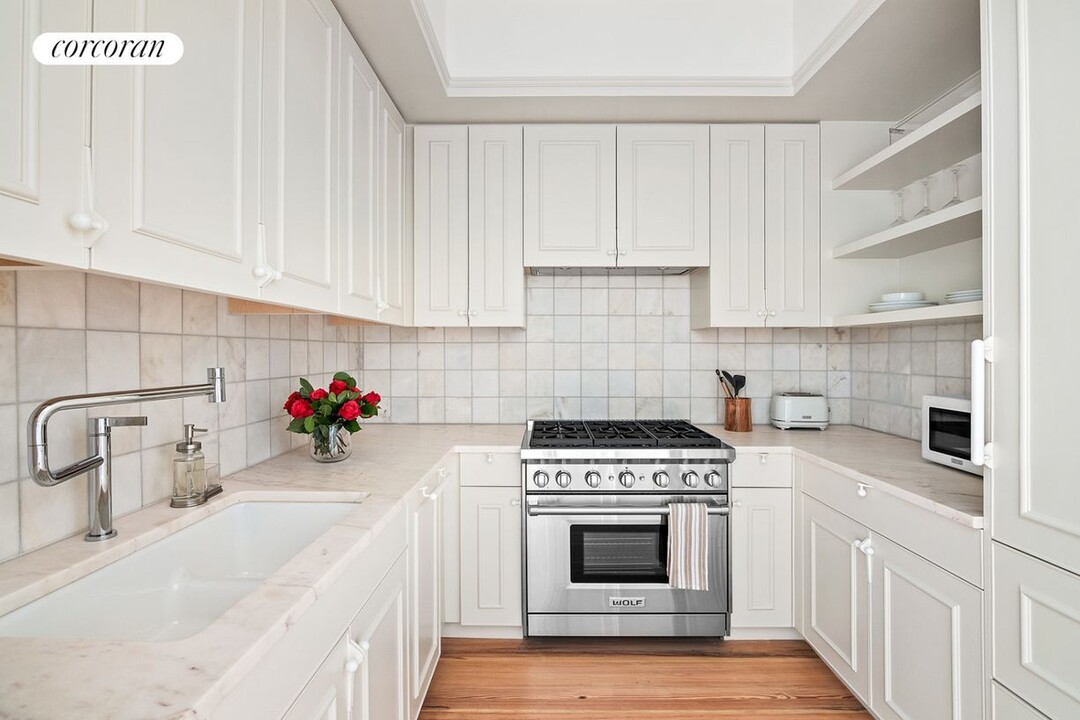 1 Prospect Park W in Brooklyn, NY - Building Photo
