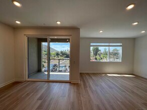 12006 Aden Wy in San Diego, CA - Building Photo - Building Photo