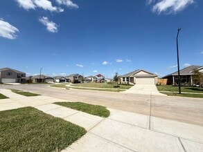 29027 Grazing Plns Ln in Hockley, TX - Building Photo - Building Photo