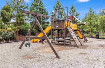 4039 Sykes St in Cary, NC - Building Photo - Building Photo