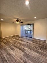 302 Pleasant St in Grass Valley, CA - Building Photo - Building Photo