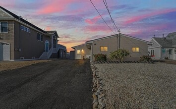 25 W Mullica Rd in Little Egg Harbor Township, NJ - Building Photo - Building Photo