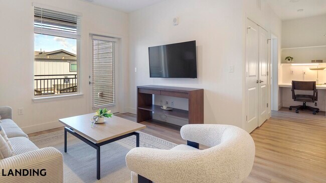 10670 Jake Jabs Blvd in Longmont, CO - Building Photo - Building Photo