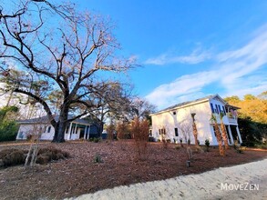 375 Hooker Rd-Unit -A in Wilmington, NC - Foto de edificio - Building Photo