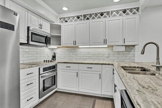 1800 Eastwood Rd, Unit 164 in Wilmington, NC - Foto de edificio - Building Photo