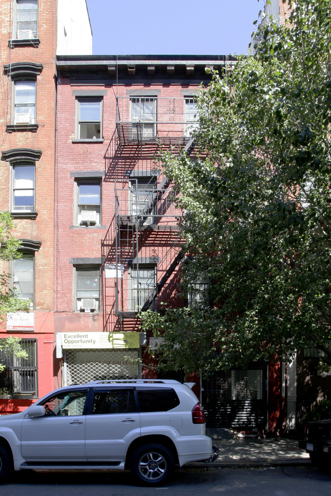 531 E 13th St in New York, NY - Building Photo - Building Photo