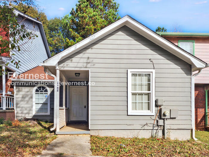 1942 Cornell Way in Morrow, GA - Building Photo